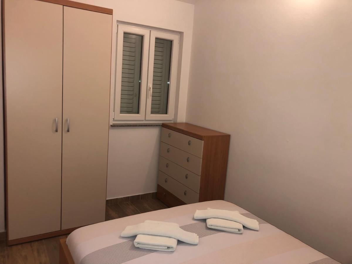 Apartmani Ivana เซรส ภายนอก รูปภาพ