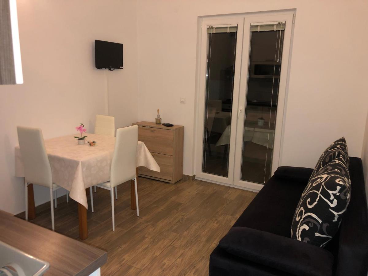Apartmani Ivana เซรส ภายนอก รูปภาพ