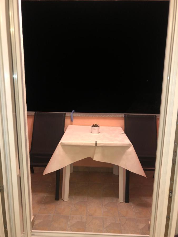 Apartmani Ivana เซรส ภายนอก รูปภาพ