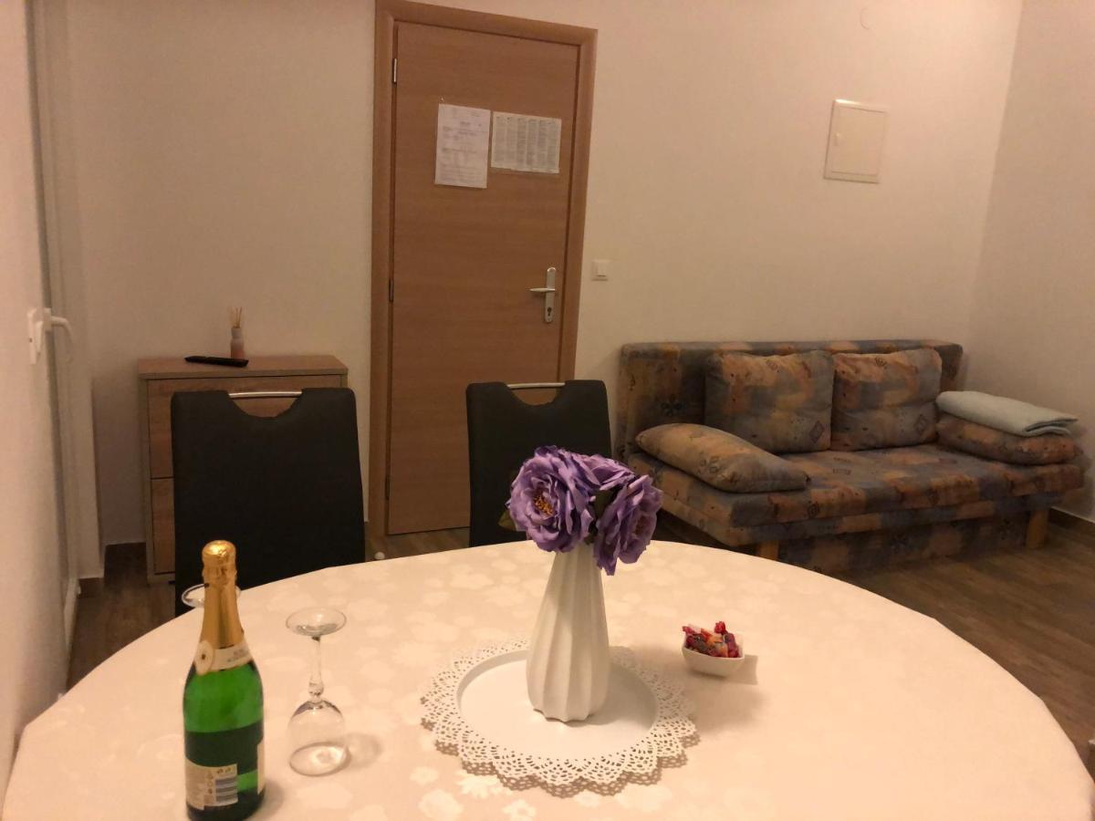 Apartmani Ivana เซรส ภายนอก รูปภาพ