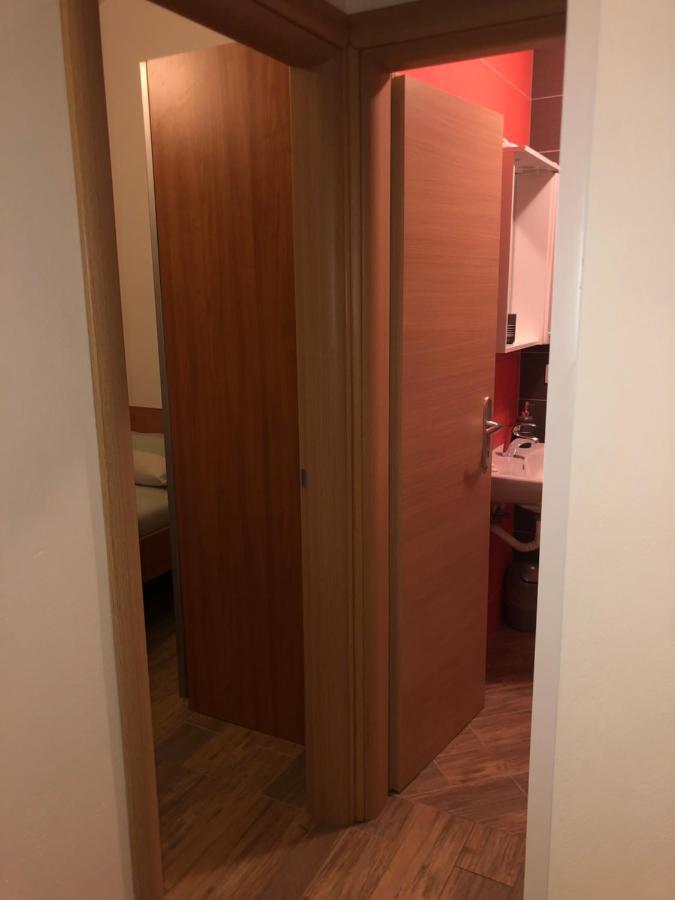Apartmani Ivana เซรส ภายนอก รูปภาพ