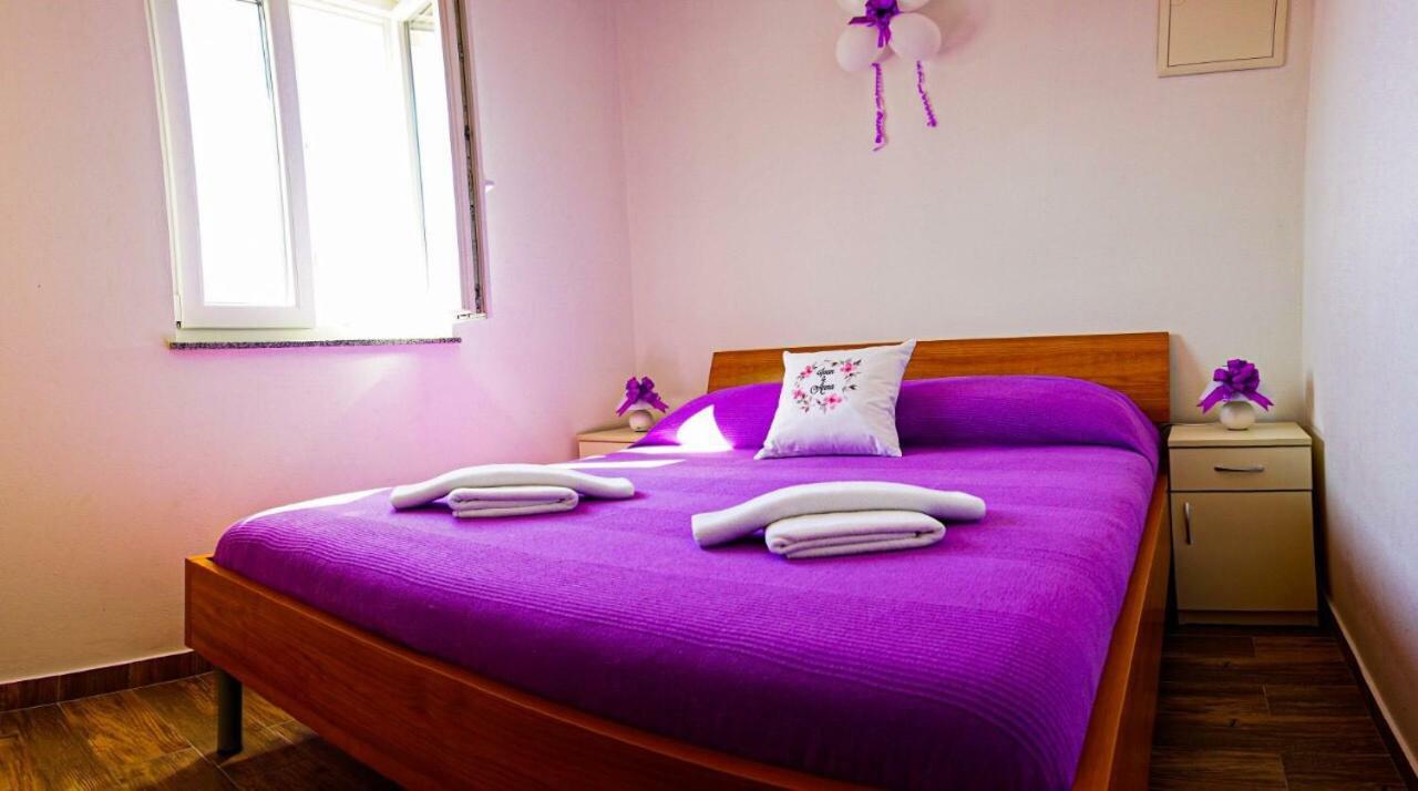 Apartmani Ivana เซรส ภายนอก รูปภาพ